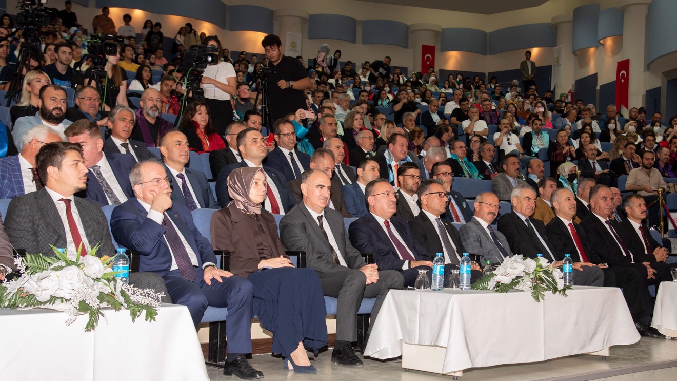 Selçuk Üniversitesi 2022-2023 Akademik Yıl Açılış Töreni’ni gerçekleştirdi 